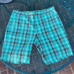 -LOUIS RAFAEL GOLF Green Plaid Flat Front Shorts Men's Size 36
